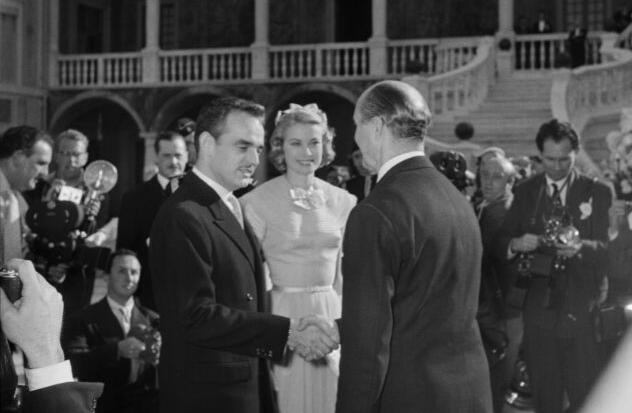 Le « Mariage du siècle » vu par la télévision et le cinéma