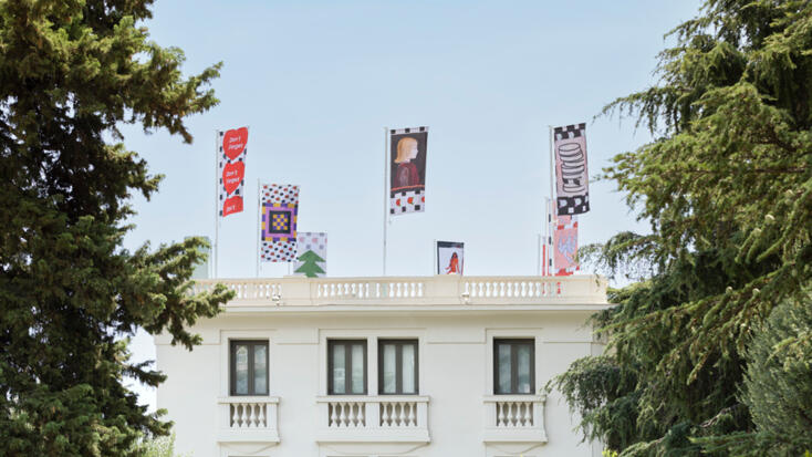 8 Flags - Le Jeu de la Rose et du carré