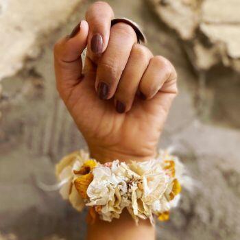 Workshop - "Dried flowers bracelet"