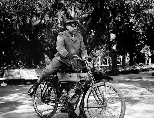 The Worlds of Albert I: A Pictorial History