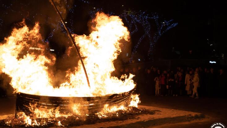 Traditions - "Célébrations de la Sainte Dévote"